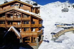 CHALET VAL 2400