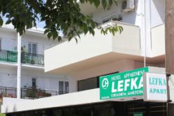 LEFKA HOTEL & APARTMENTS
